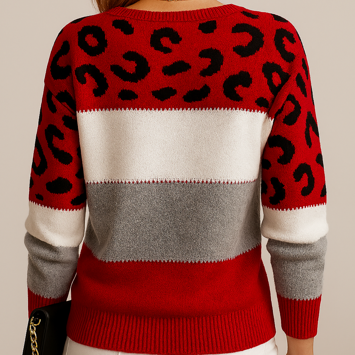 Seraphina | Elegant fine knit sweater with animal details
