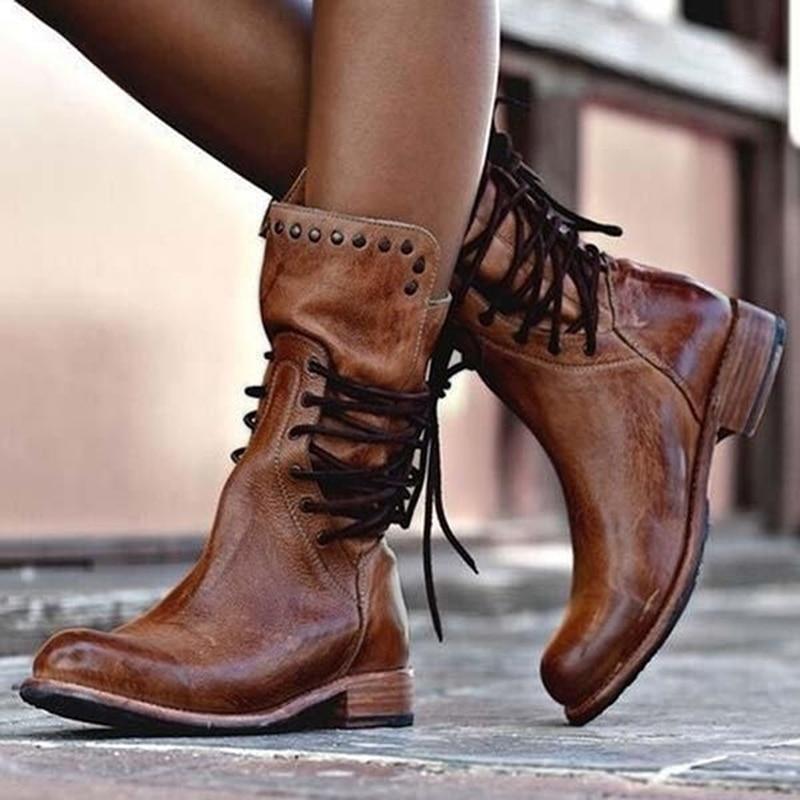 Aveline | Classic leather ankle boots with lacing