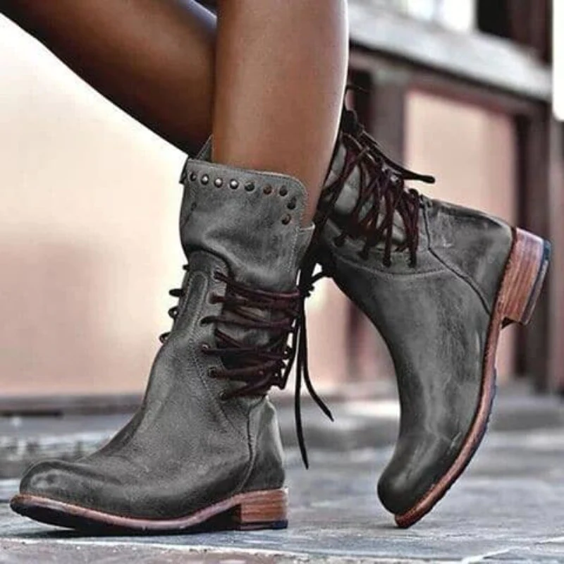 Aveline | Classic leather ankle boots with lacing