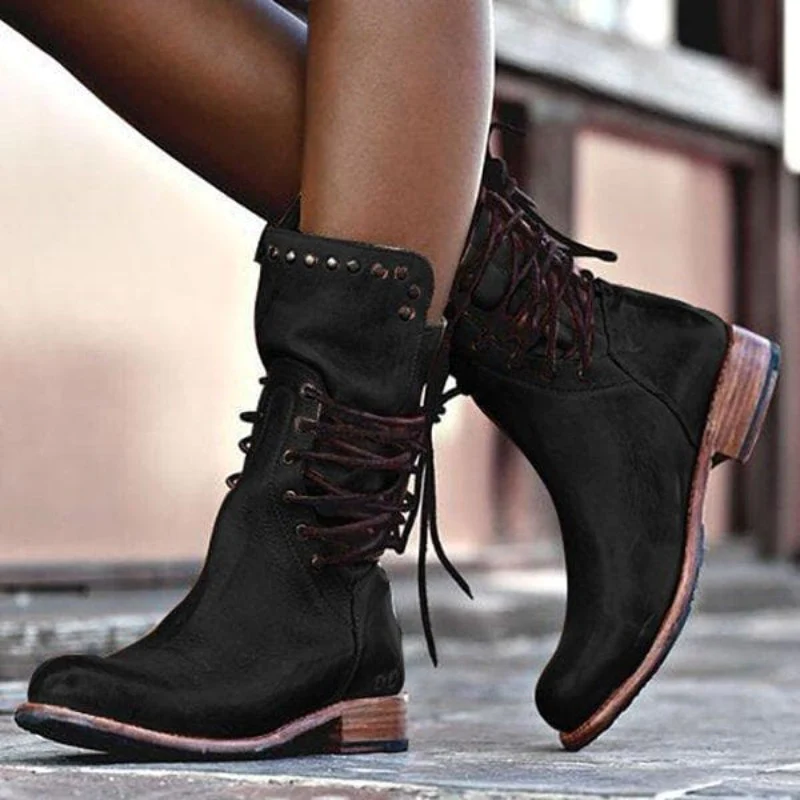 Aveline | Classic leather ankle boots with lacing
