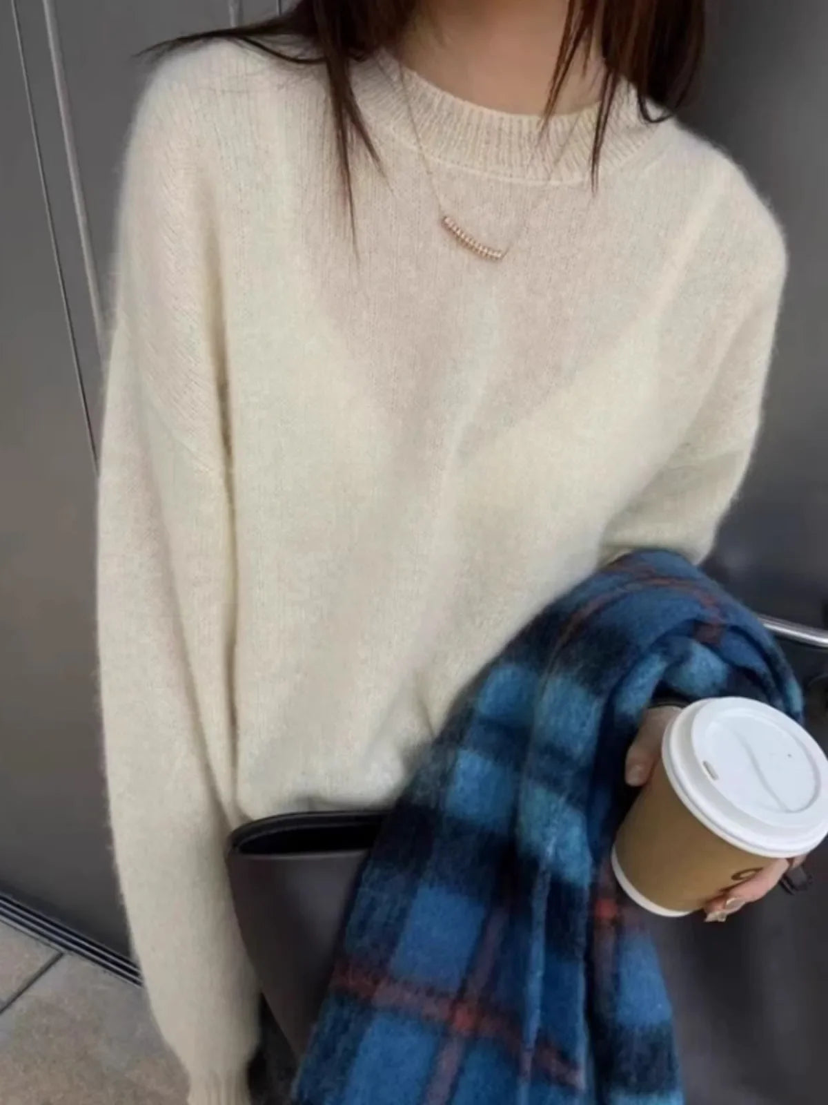 Camille | Soft cashmere-blend sweater in a relaxed fit