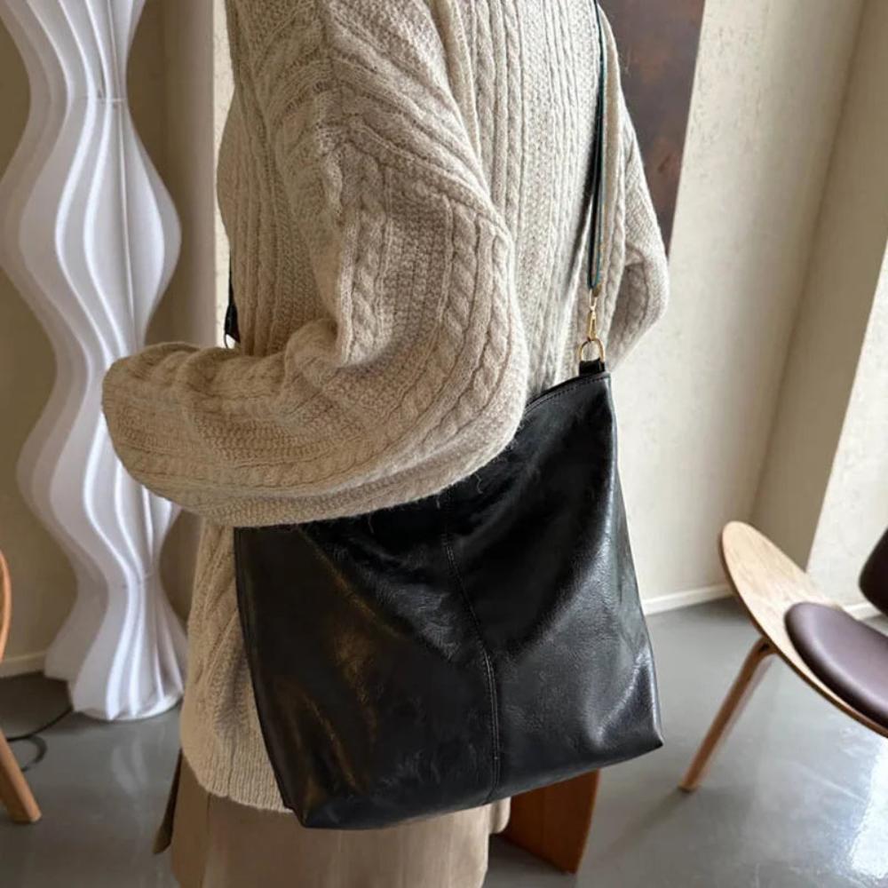 Liora™ | Genuine Leather Shoulder Bag with Decorative Strap