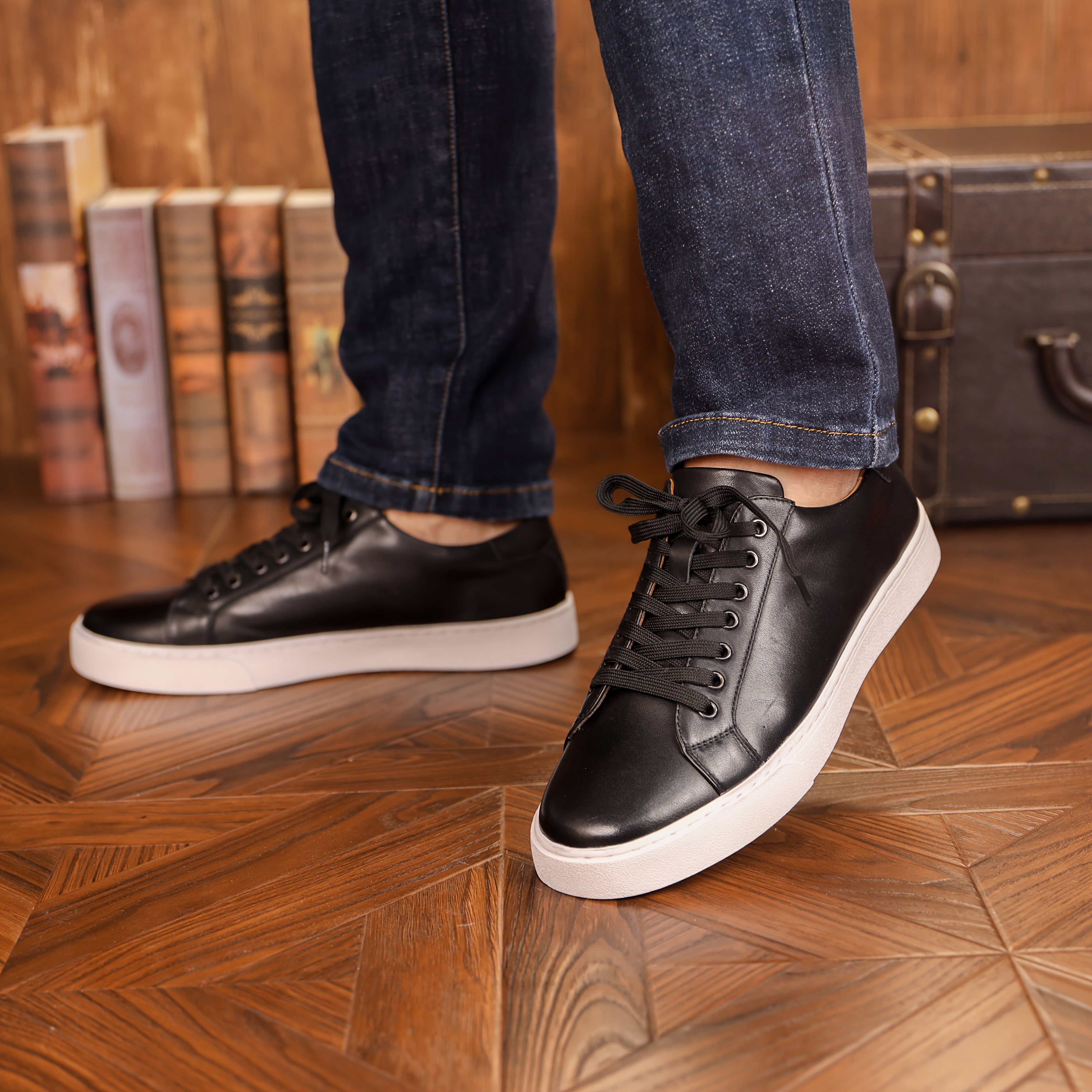 Low Leather Shoes for Men