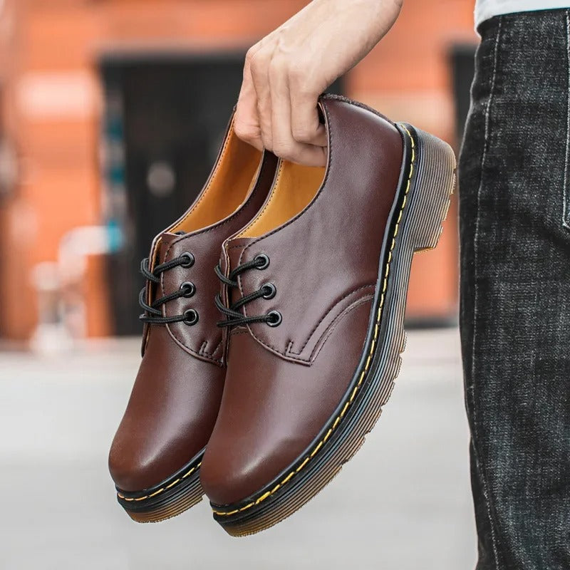 Martens | Elegant short-shaft shoes